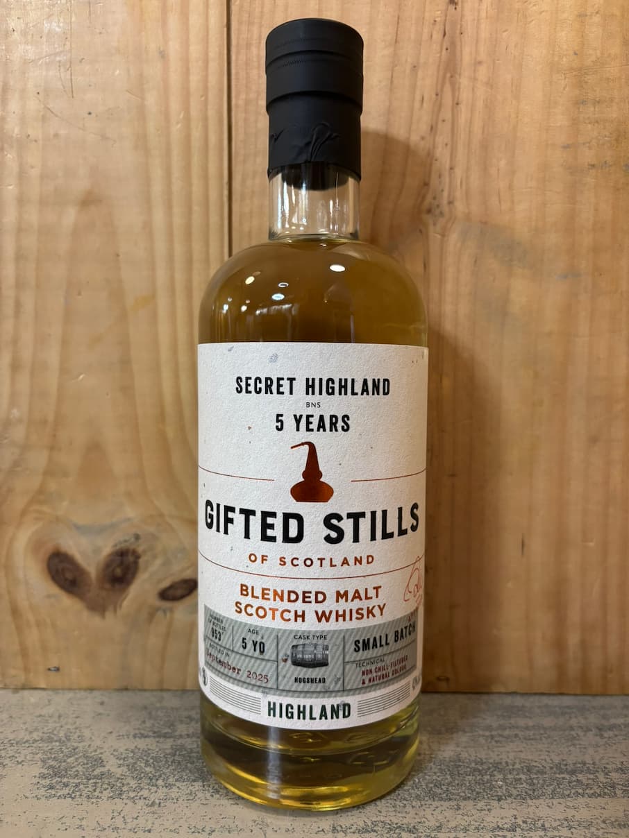 GIFTED STILLS Secret Highland Bns 5 ans Highland Hogshead Single Cask - mise 2025 43% 70cl